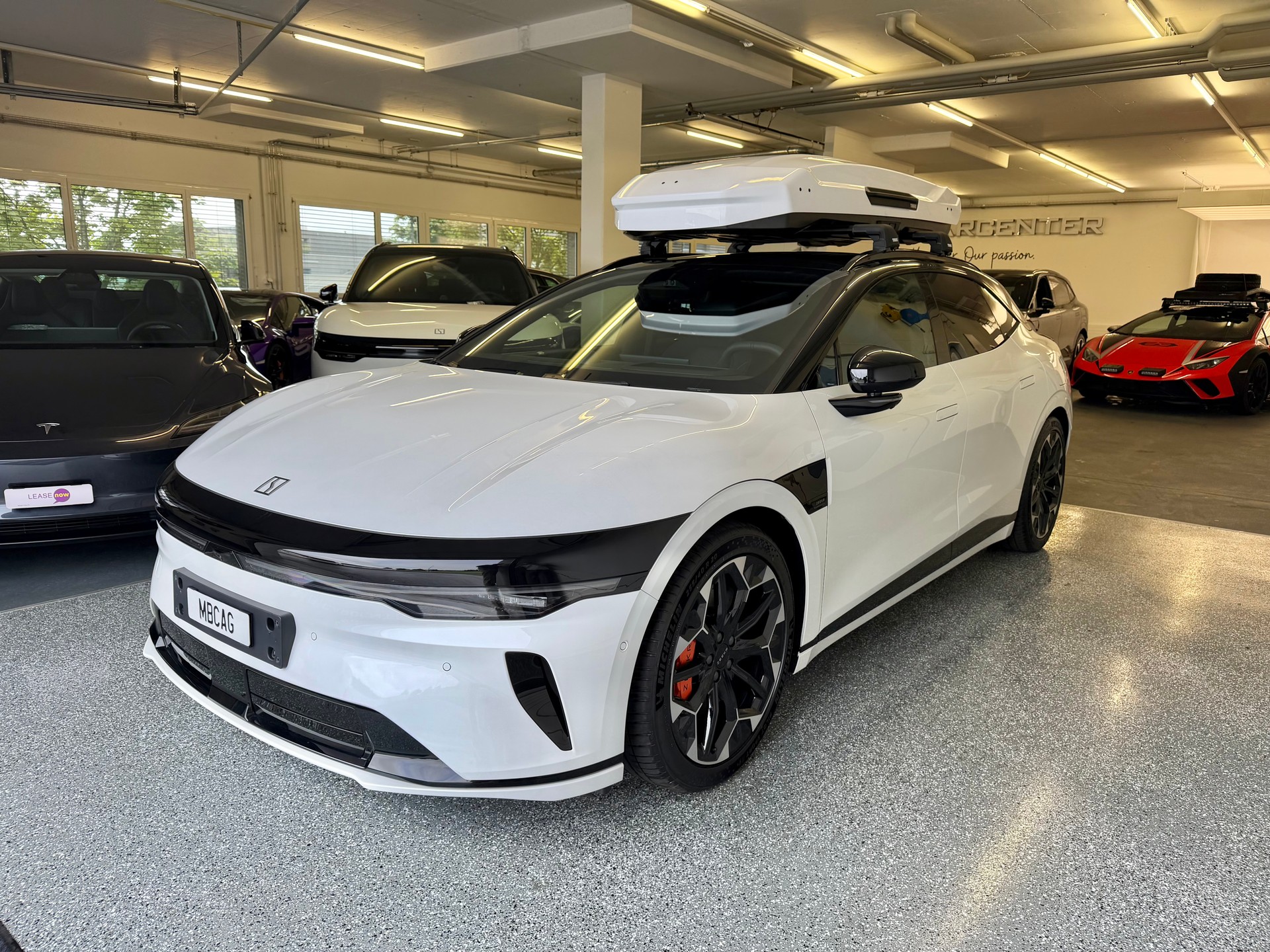 ZEEKR 7GT 100kWh Prvilege Launch Edition AWD "Crystal White"