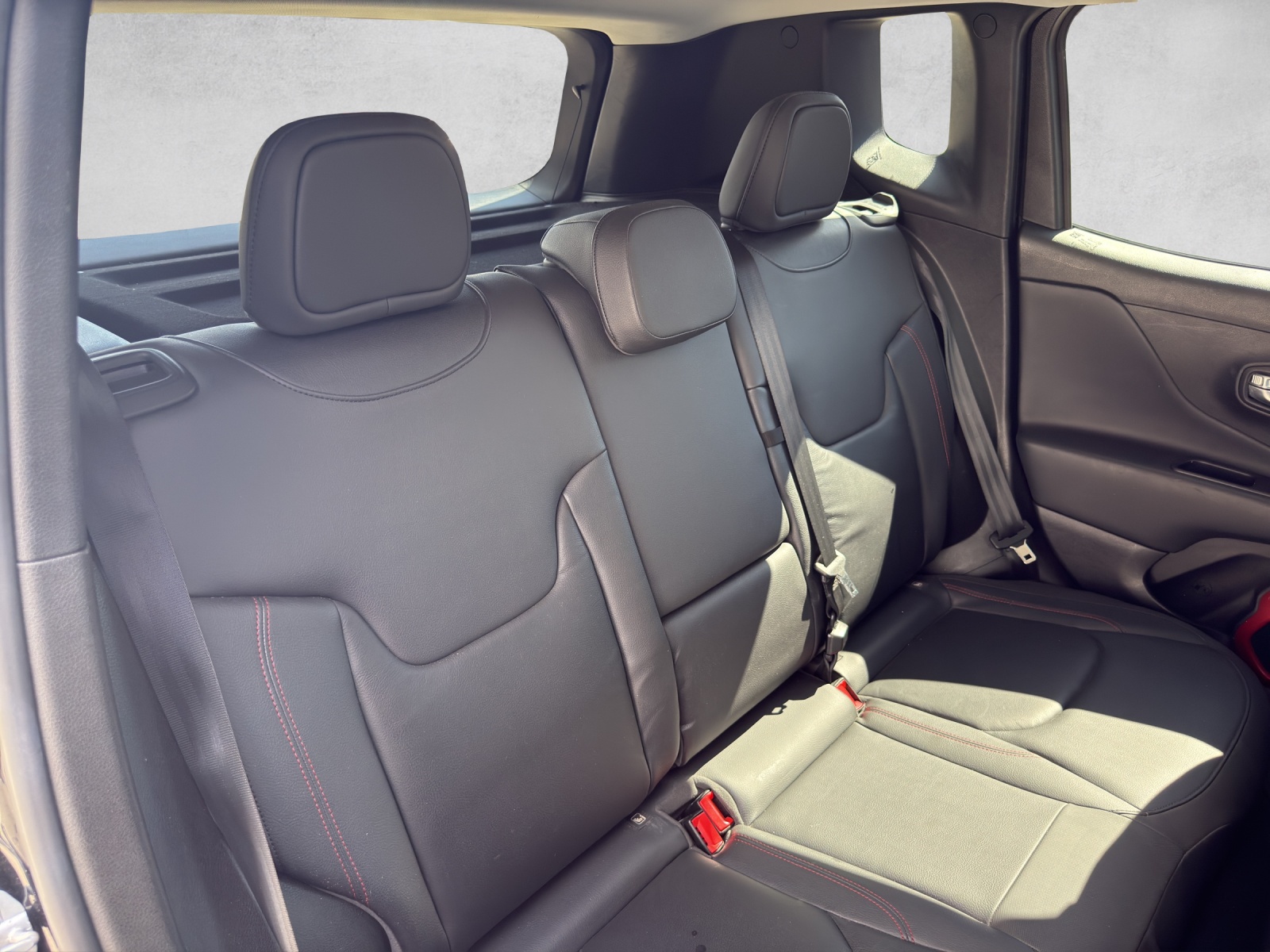 JEEP Renegade 2.0 CRD Trailhawk AWD + Low Range 9ATX-image-13