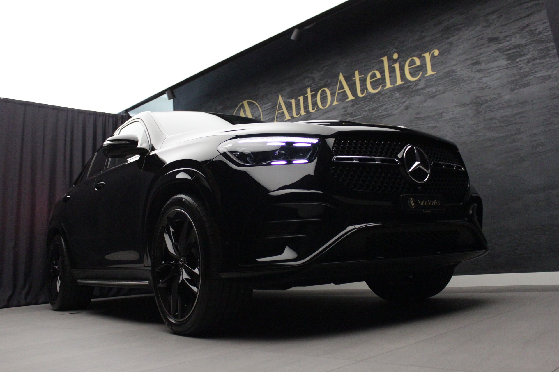 MERCEDES-BENZ GLE Coupé 450 d 4Matic+ 9G-Tronic-showroom-element-1