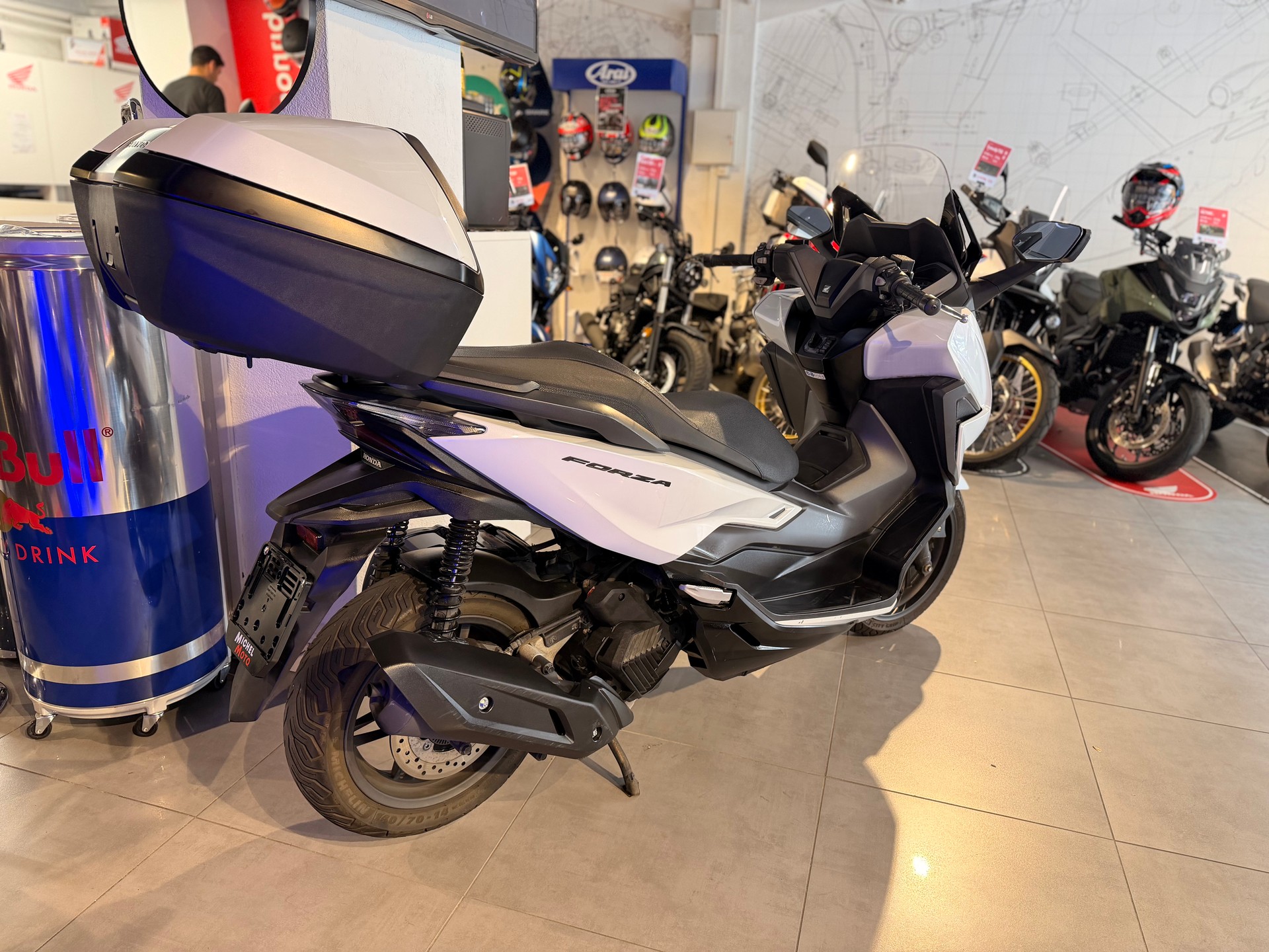 HONDA NSS 300 Forza ABS-image-2