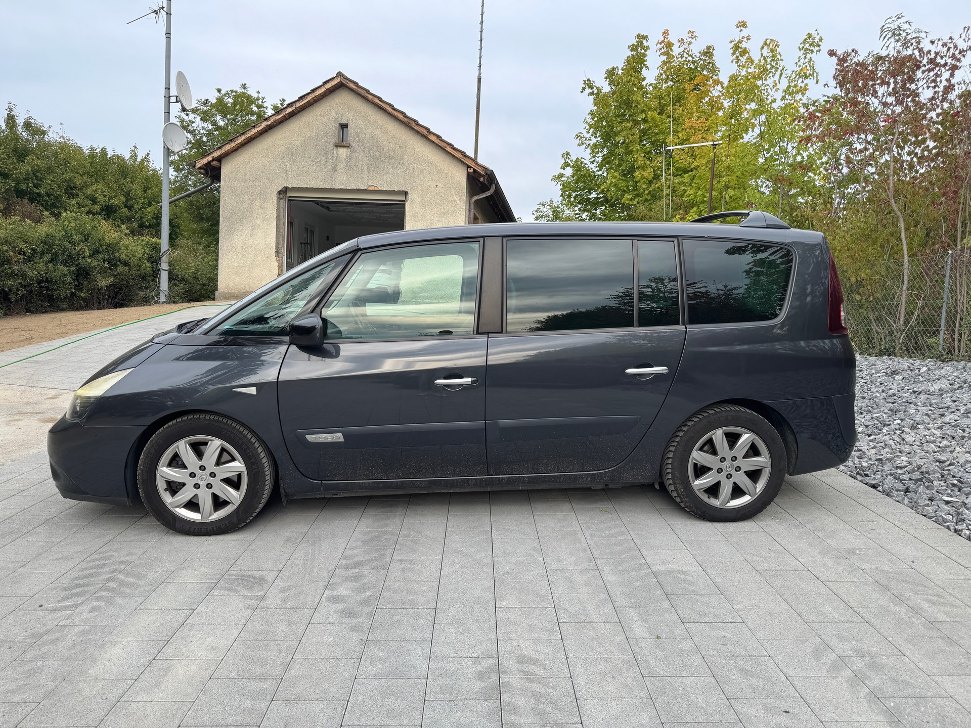 RENAULT Grand Espace 2.0 dCi Dynamic Automatic **7Platz**-showroom-element-1