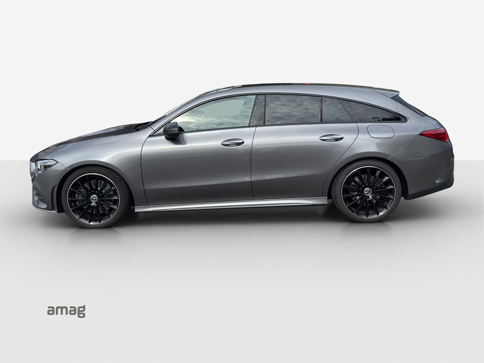 MERCEDES-BENZ CLA Shooting Brake 250 4Matic 7G-DCT AMG Line-showroom-element-1