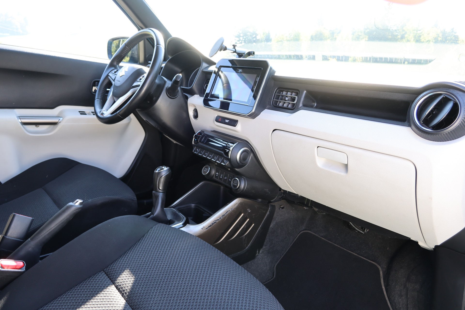 SUZUKI Ignis 1.2i Piz Sulai Top Hybrid 4x4-image-9