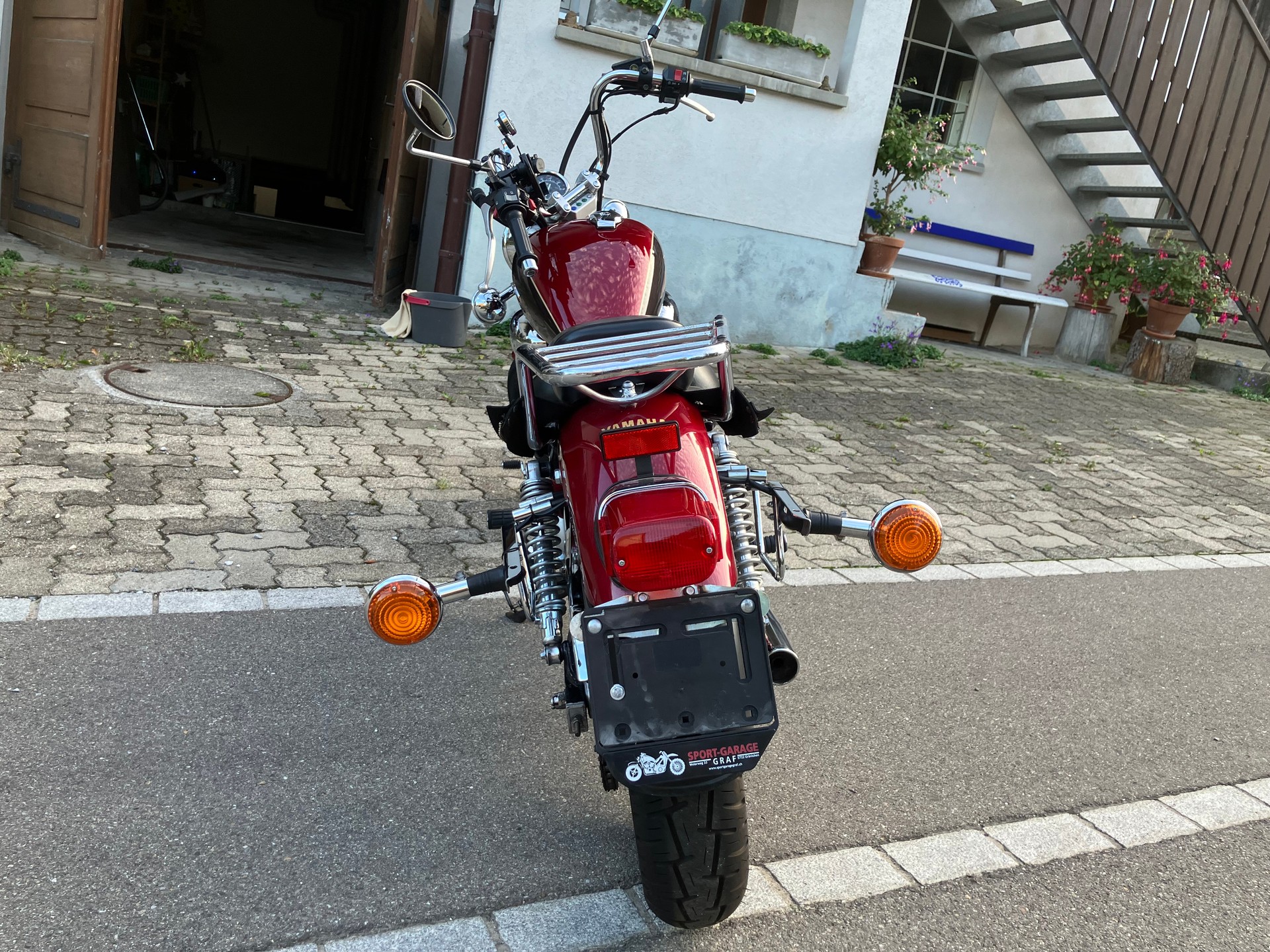 YAMAHA XV 125 Virago-image-8