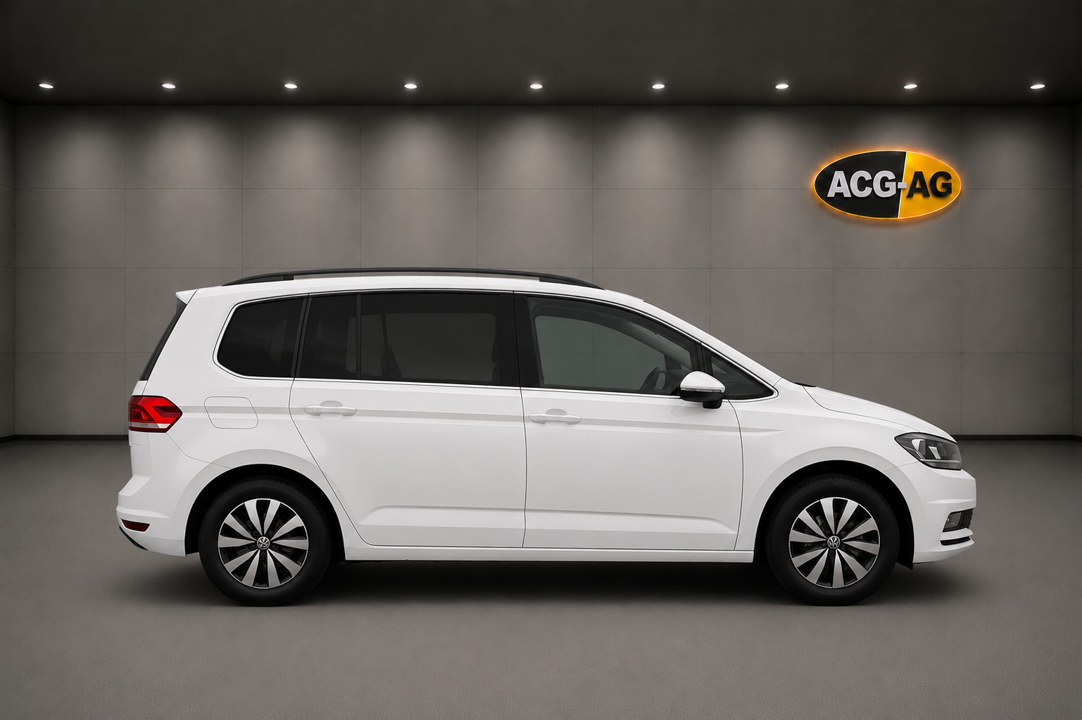 VW Touran 2.0 TDI BlueMotion Technology Comfortline DSG ** Gr-Navi ** RF-Kamera ** Abstandsregelsysteme ** Tempomat ** PDC V+H **-image-7