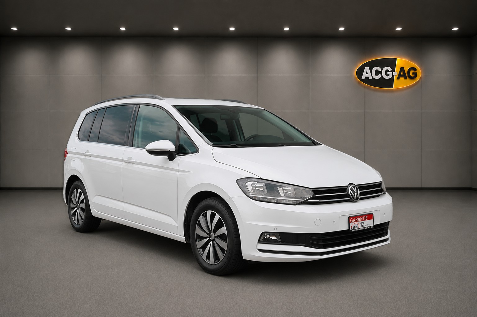 VW Touran 2.0 TDI BlueMotion Technology Comfortline DSG ** Gr-Navi ** RF-Kamera ** Abstandsregelsysteme ** Tempomat ** PDC V+H **
