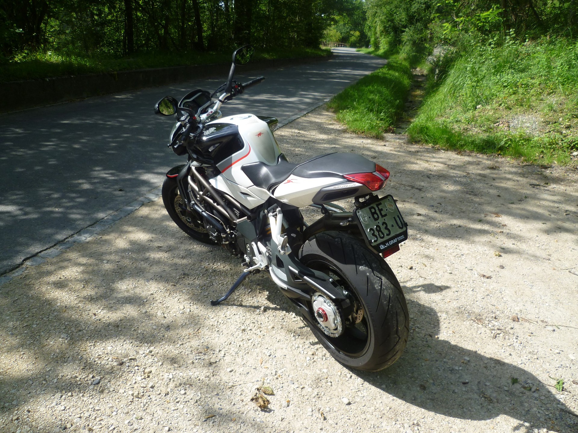 MV AGUSTA B4 Brutale 1090 RR-image-2