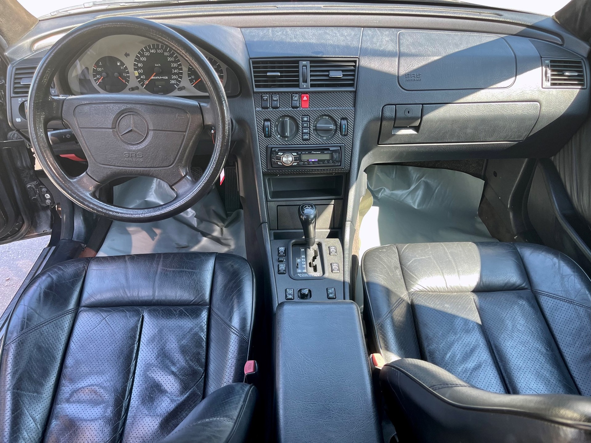 MERCEDES-BENZ C 36 AMG Sport Automatic-image-10