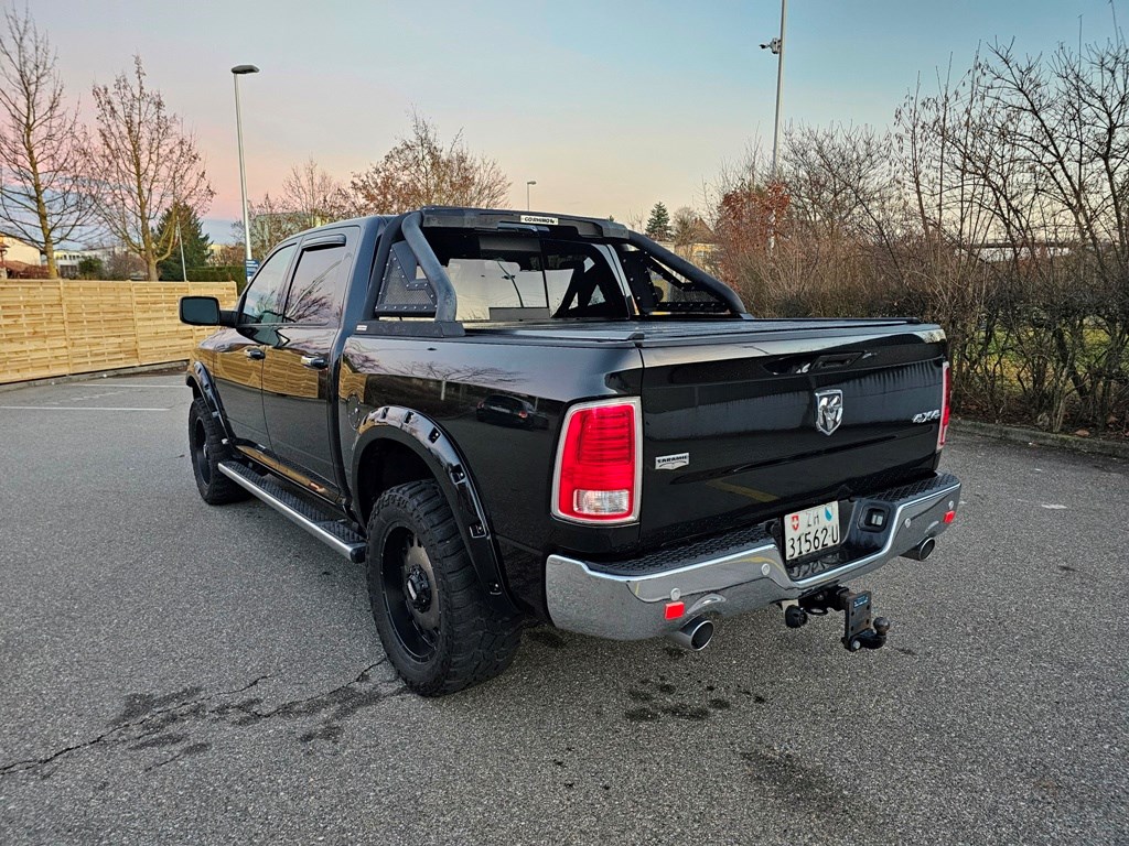 DODGE 1500 3.0 Ecodiesel CrewCab Laramie 4x4-image-5