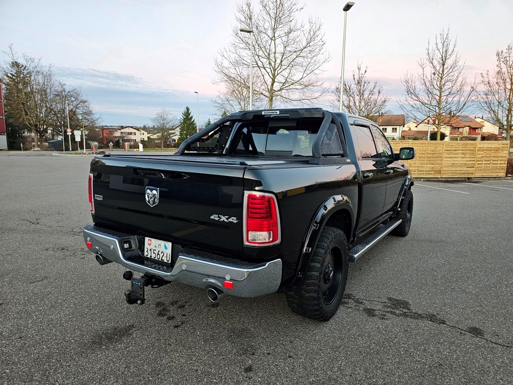 DODGE 1500 3.0 Ecodiesel CrewCab Laramie 4x4-image-6