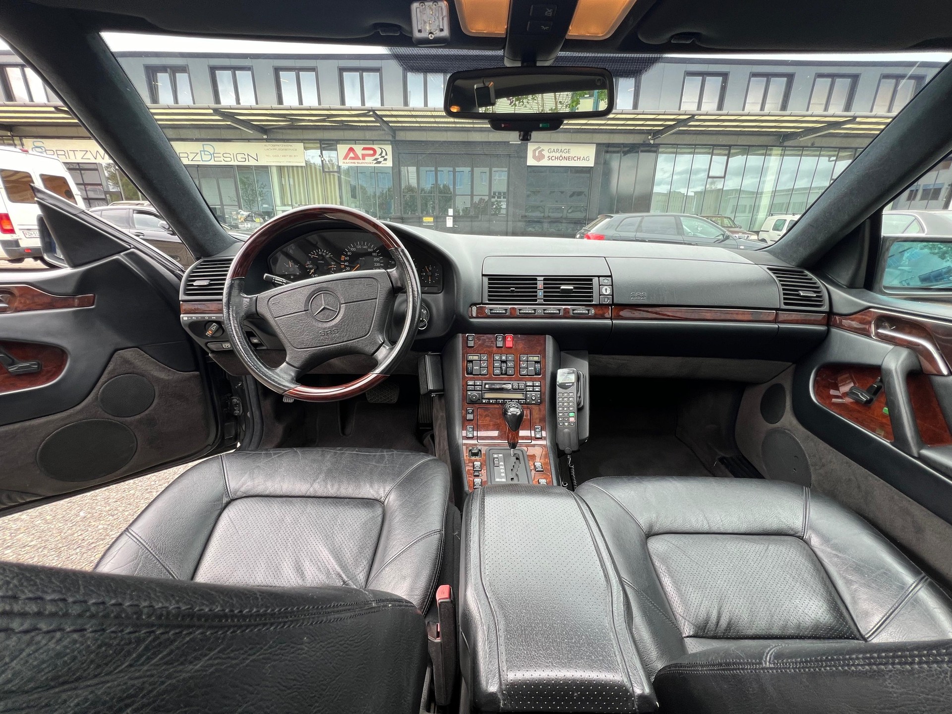 MERCEDES-BENZ S 420 Automatic | Volllederausstattung in Schwarz | Elektrische & beheizte Sitze | Elektrisches Schiebedach uvm.-image-7