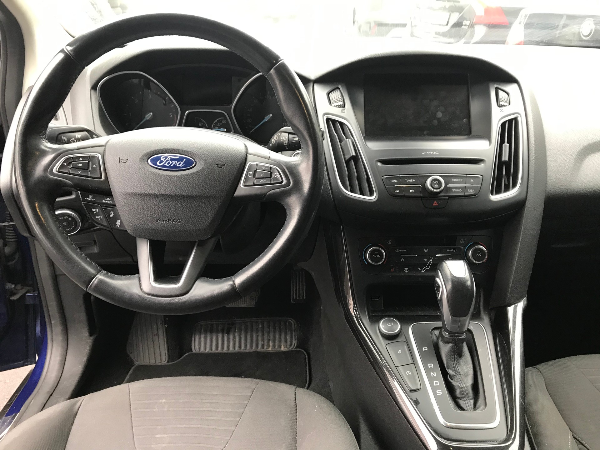 FORD Focus 2.0 TDCi Titanium Powershift-image-7