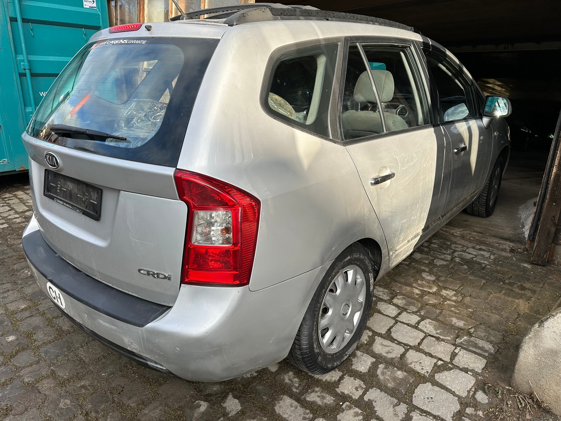 KIA Carens 2.0 CRDi Trend-image-4