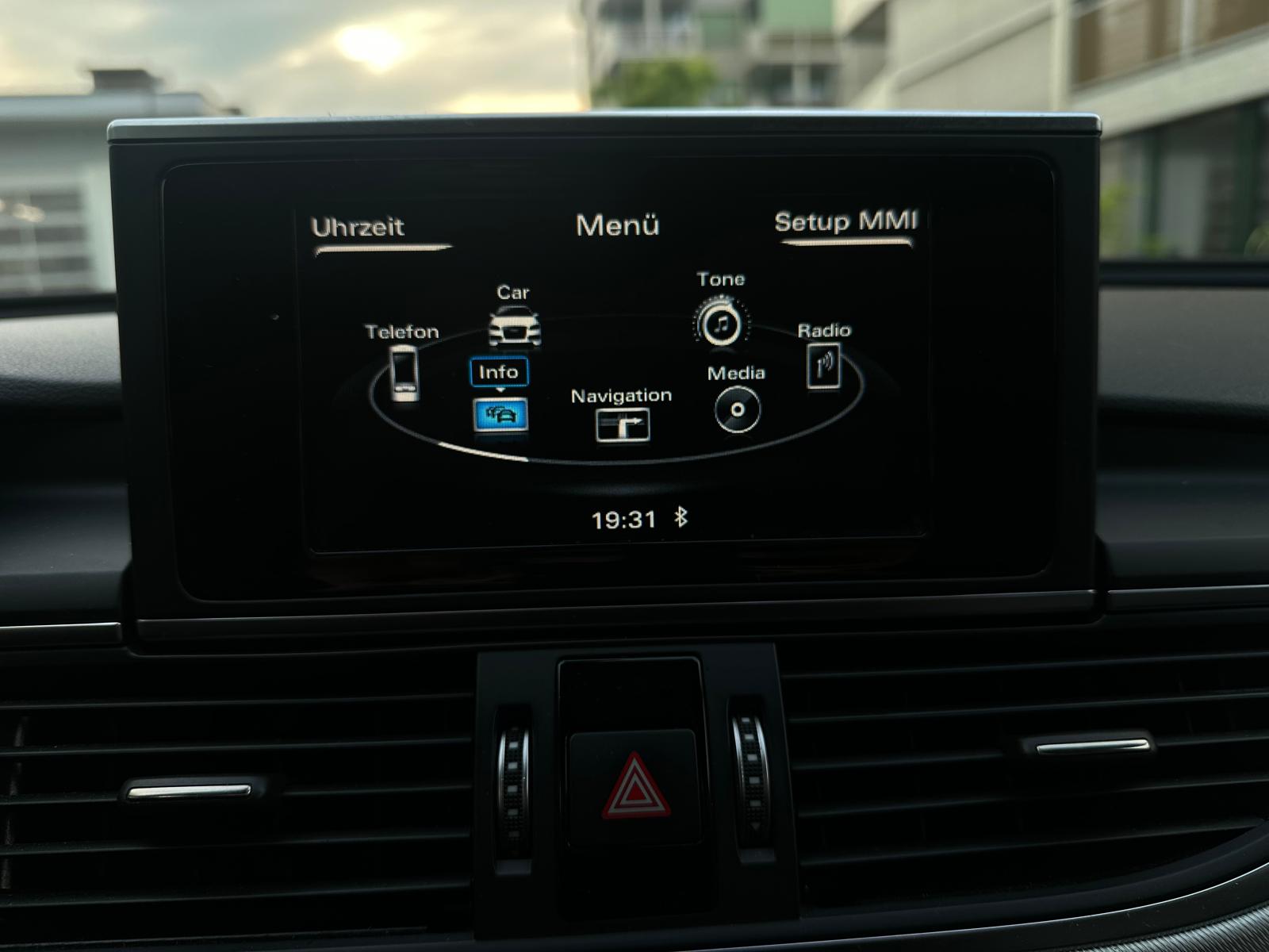AUDI A6 Avant 2.0 TDI S-tronic Ultra-image-14
