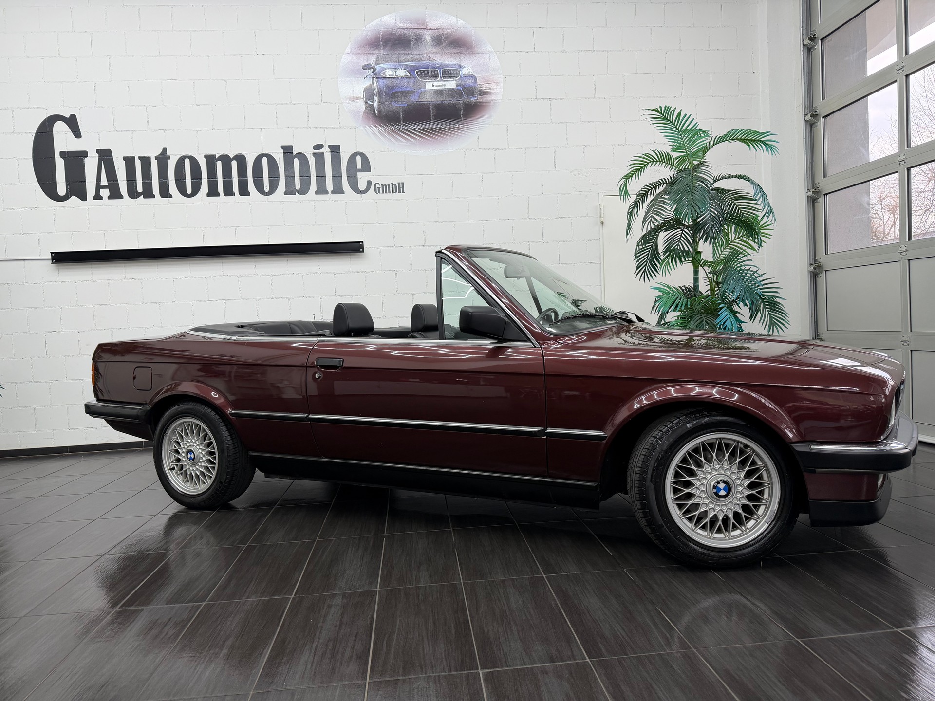 BMW 325i Cabrio ⭐️-showroom-element-2