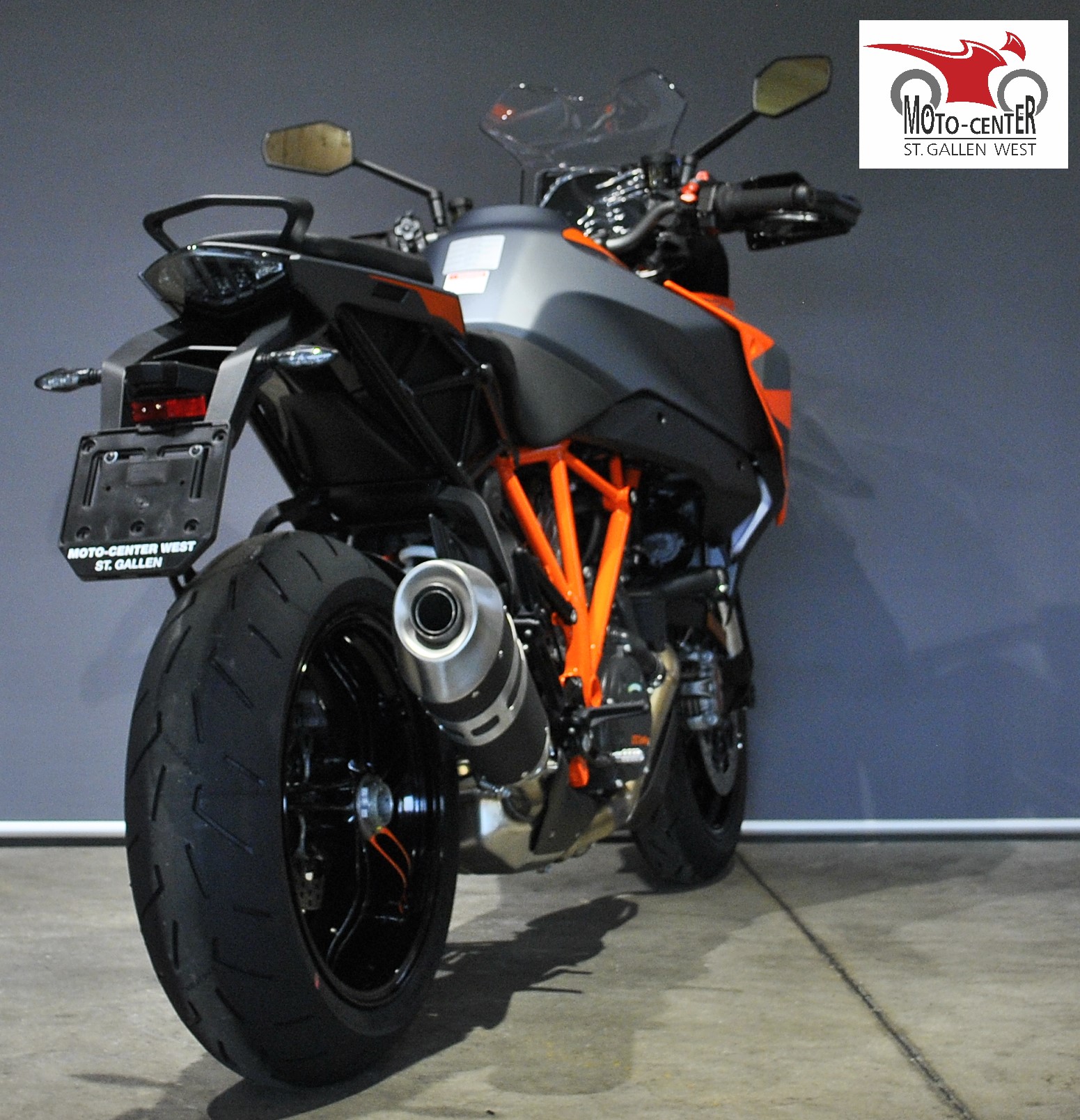 KTM 1290 Super Duke GT-image-4
