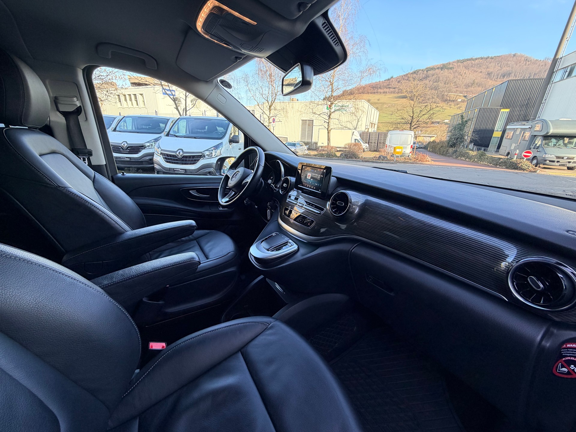 MERCEDES-BENZ V 300 d lang Avantgarde 4Matic 9G-Tronic-image-8