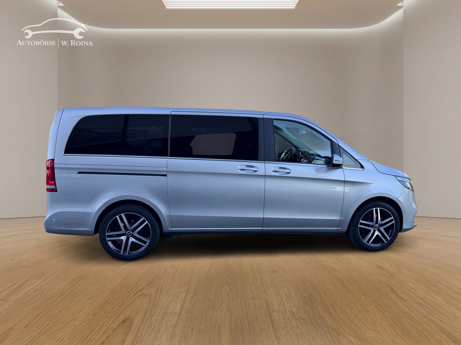 MERCEDES-BENZ V 300 d lang Avantgarde 4Matic 9G-Tronic-showroom-element-1