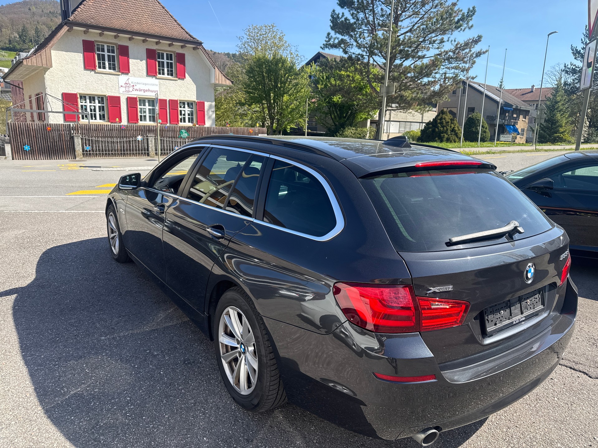 BMW 535d xDrive Touring Steptronic-image-4