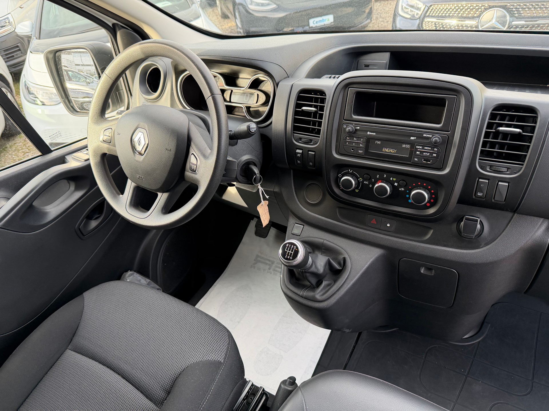 RENAULT Trafic 2.0 Energy dCi 120 3.0t Business L1H1-showroom-element-1
