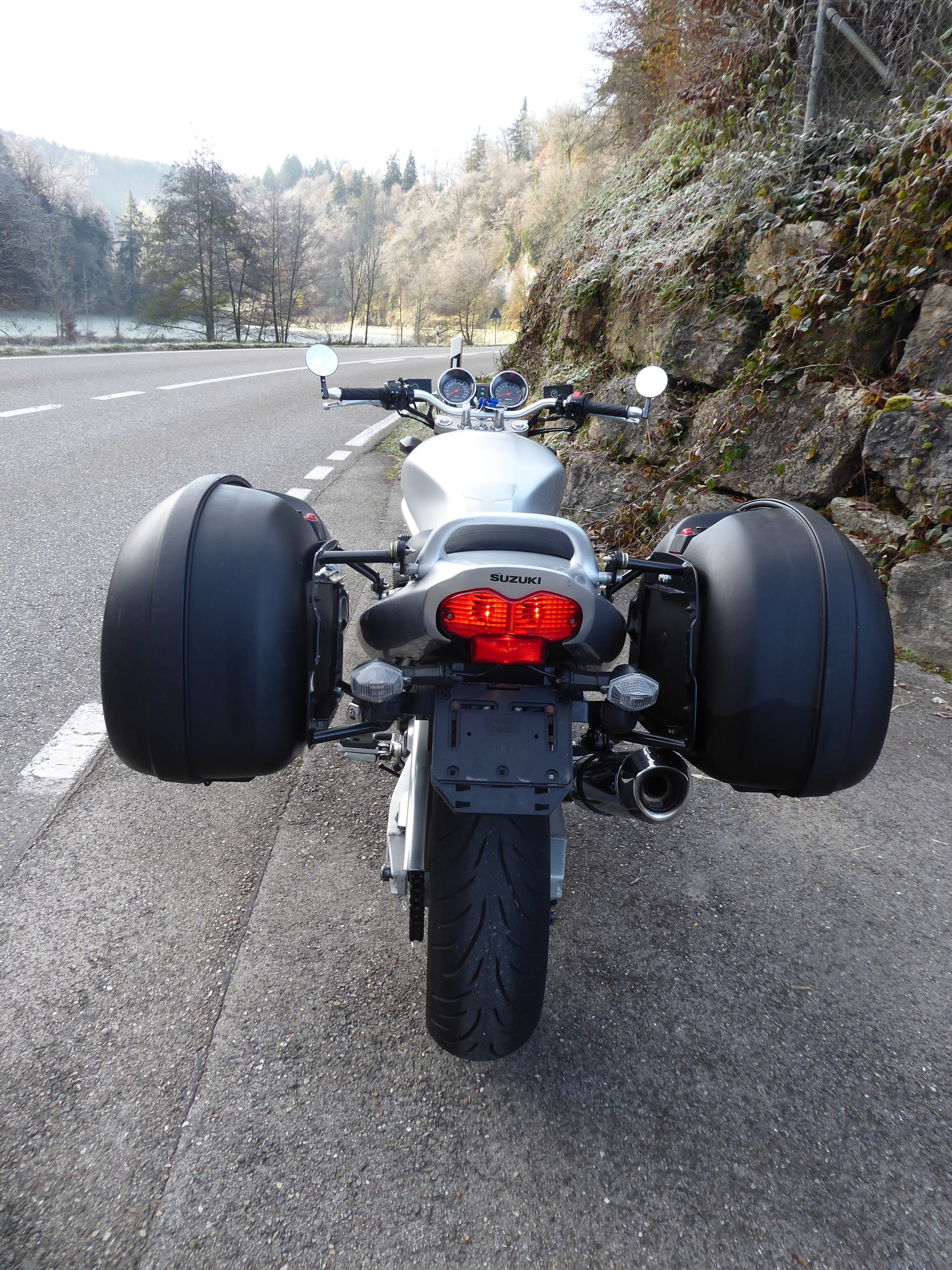 SUZUKI GSF 1200 Bandit-image-3