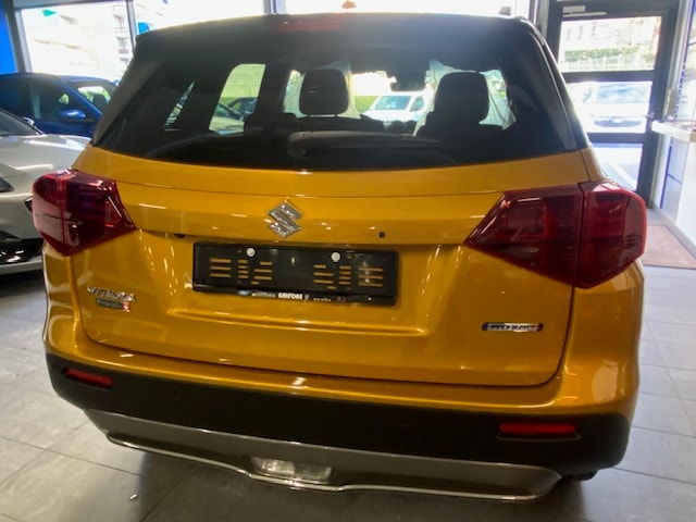 SUZUKI Vitara 1.4 Boosterjet Compact + 4x4 Hybrid Automatic-image-5