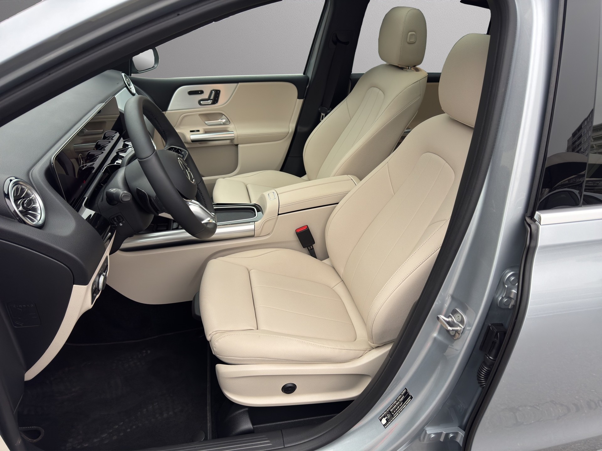 MERCEDES-BENZ B 250 e 8G-DCT-image-10