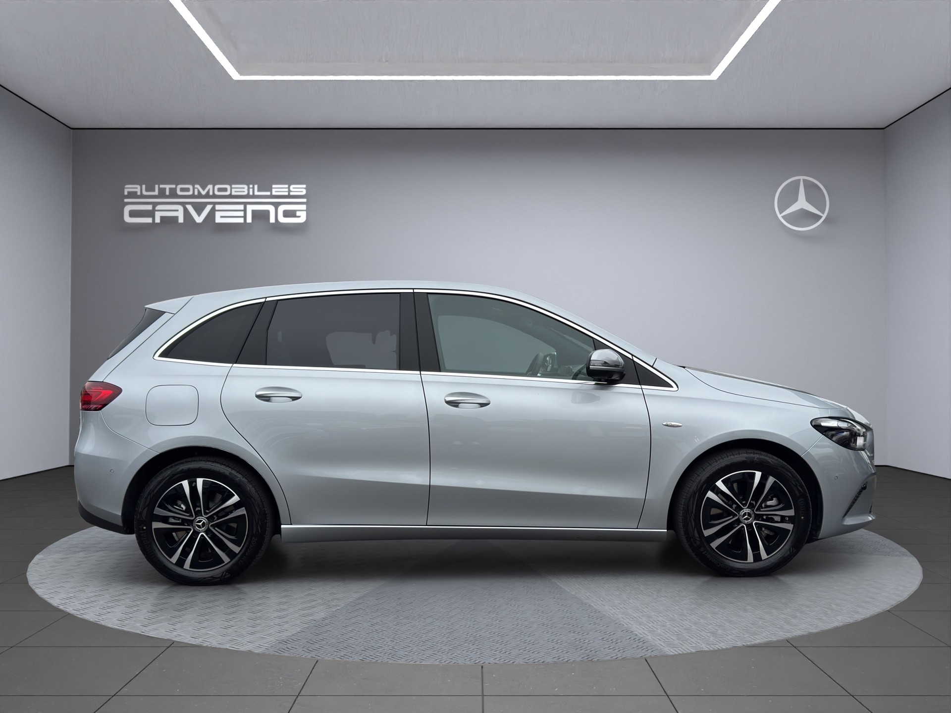 MERCEDES-BENZ B 250 e 8G-DCT-image-5