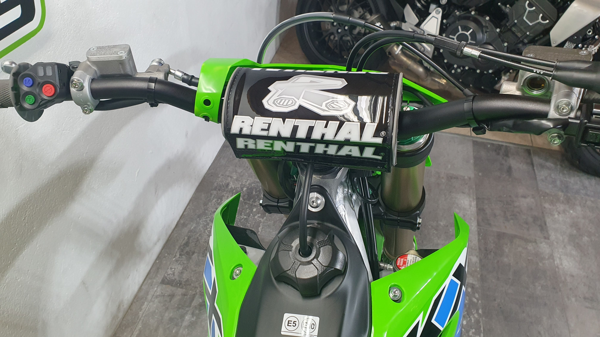 KAWASAKI KX 250-image-4