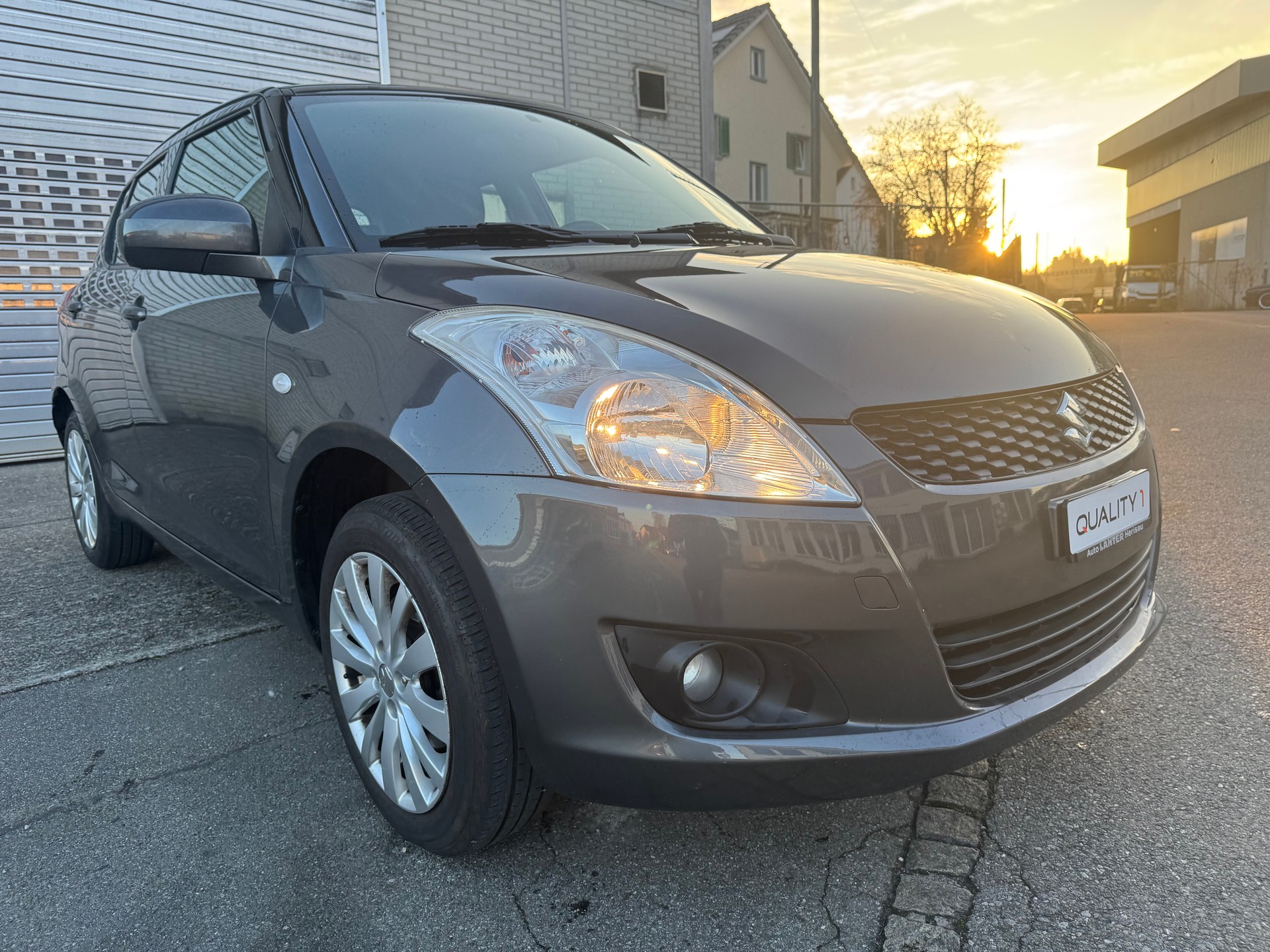 SUZUKI Swift 1.2i 16V GL Top 4x4