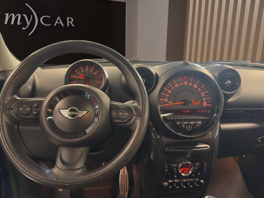 MINI Paceman Cooper S ALL4-image-4