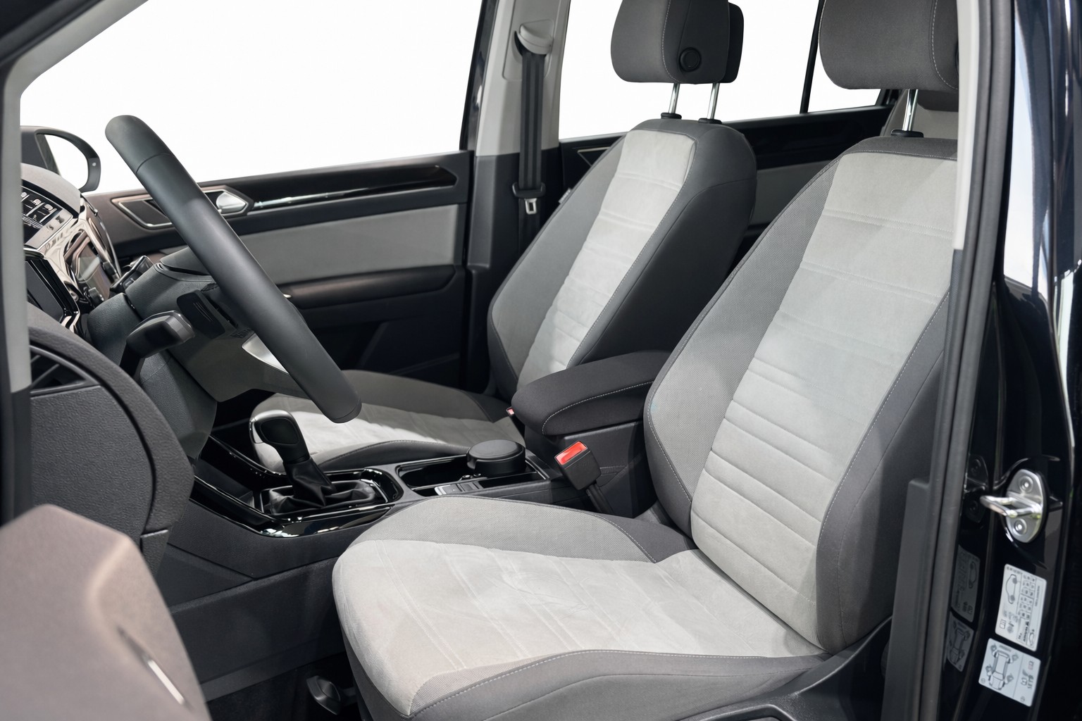 VW Touran 2.0 TDI BlueMotion Technology Highline DSG*7-Plätzer*Anhängerkupplung*Xenon*-image-10