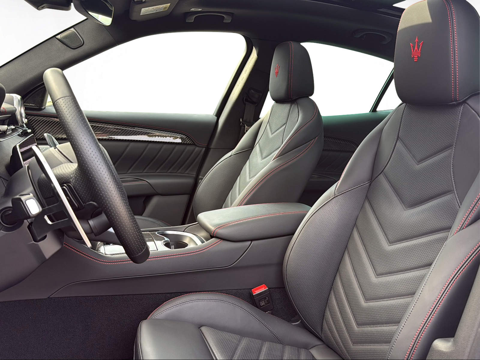 MASERATI Grecale 2.0 MHEV MODENA HYBRID-image-3