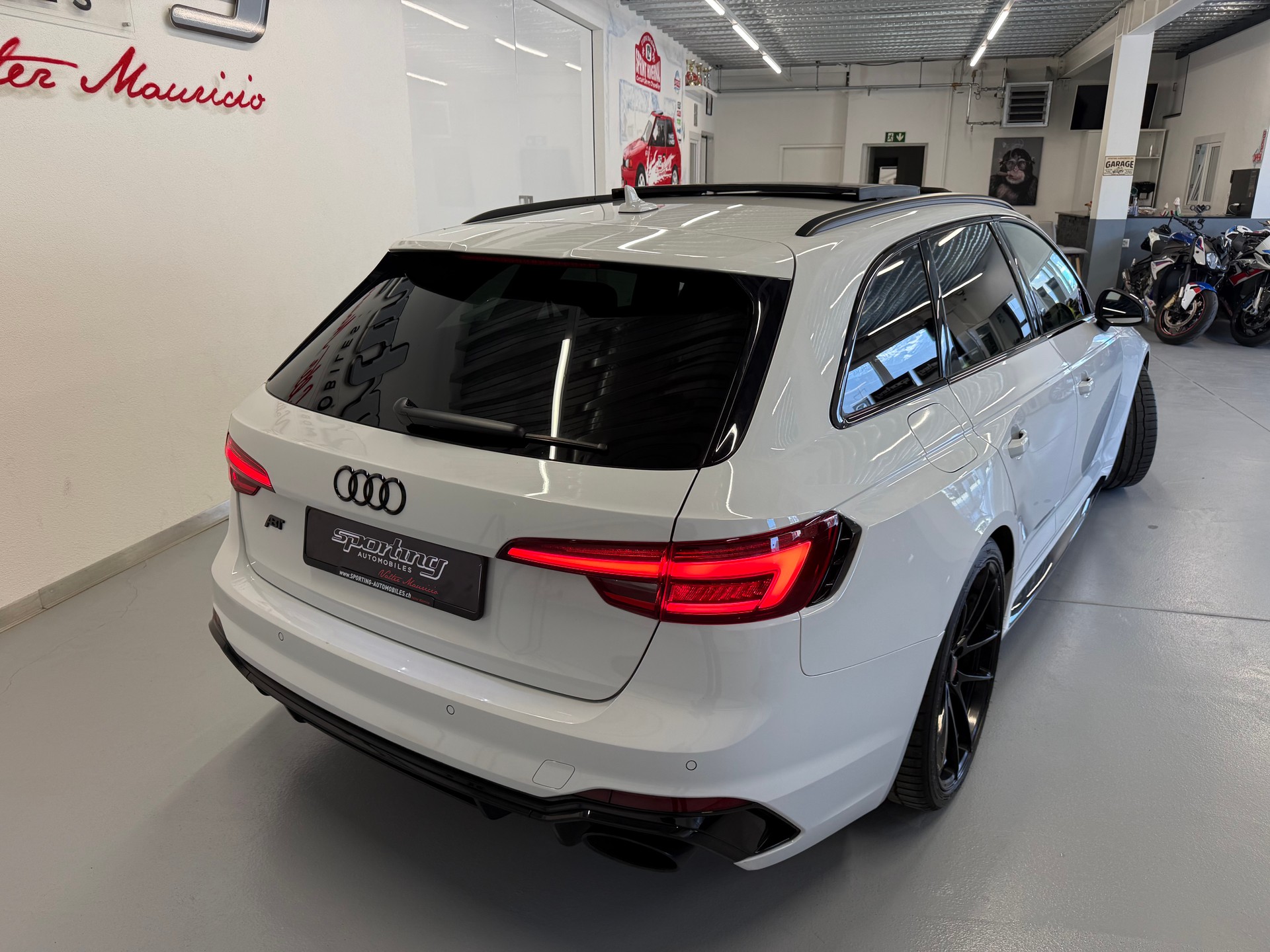 AUDI RS4 Avant 2.9 TFSI ABT quattro tiptronic-image-8