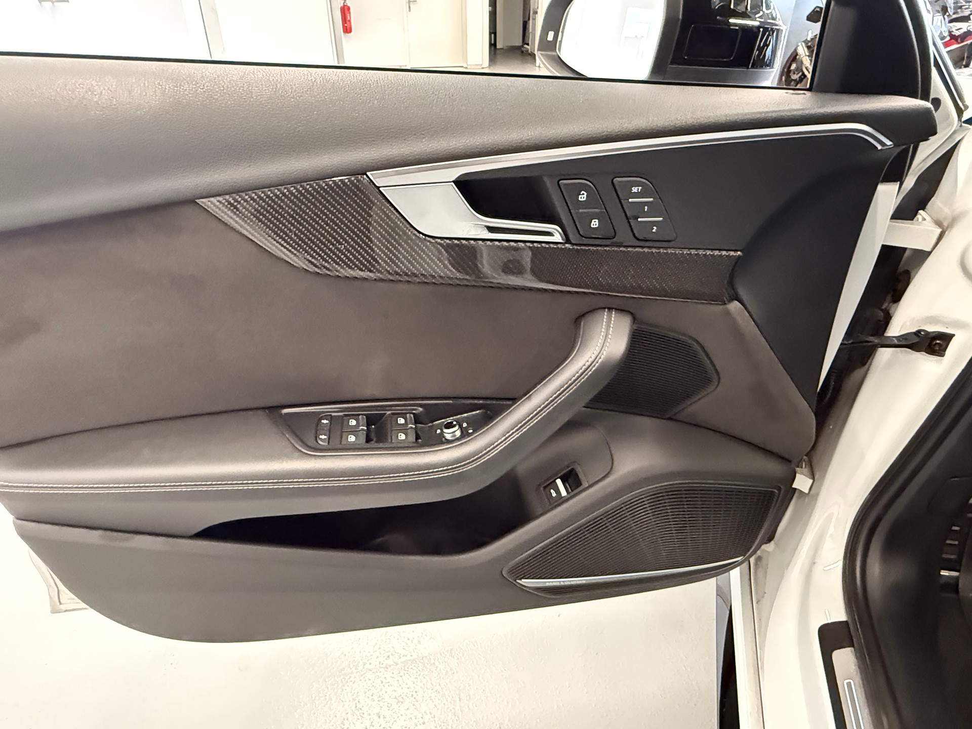 AUDI RS4 Avant 2.9 TFSI ABT quattro tiptronic-image-20