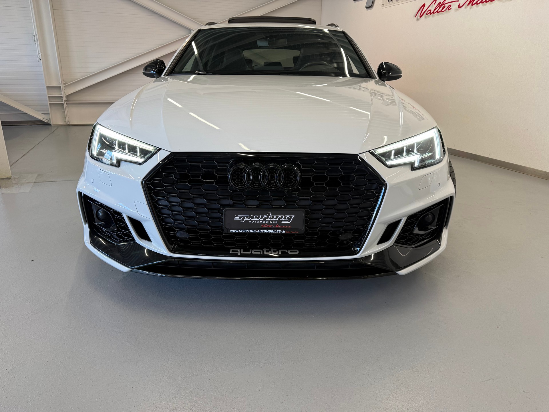 AUDI RS4 Avant 2.9 TFSI ABT quattro tiptronic-image-4