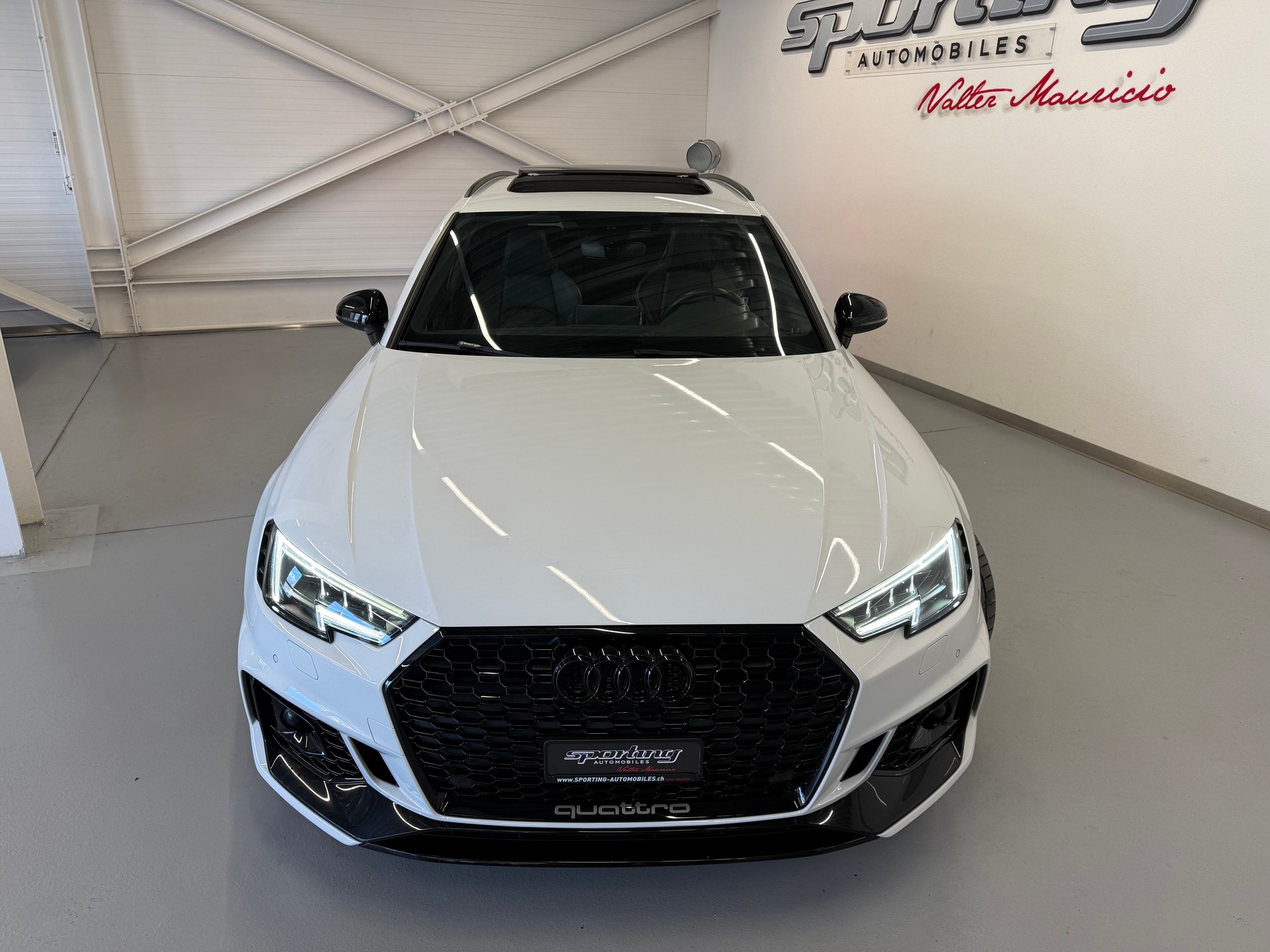 AUDI RS4 Avant 2.9 TFSI ABT quattro tiptronic-showroom-element-3