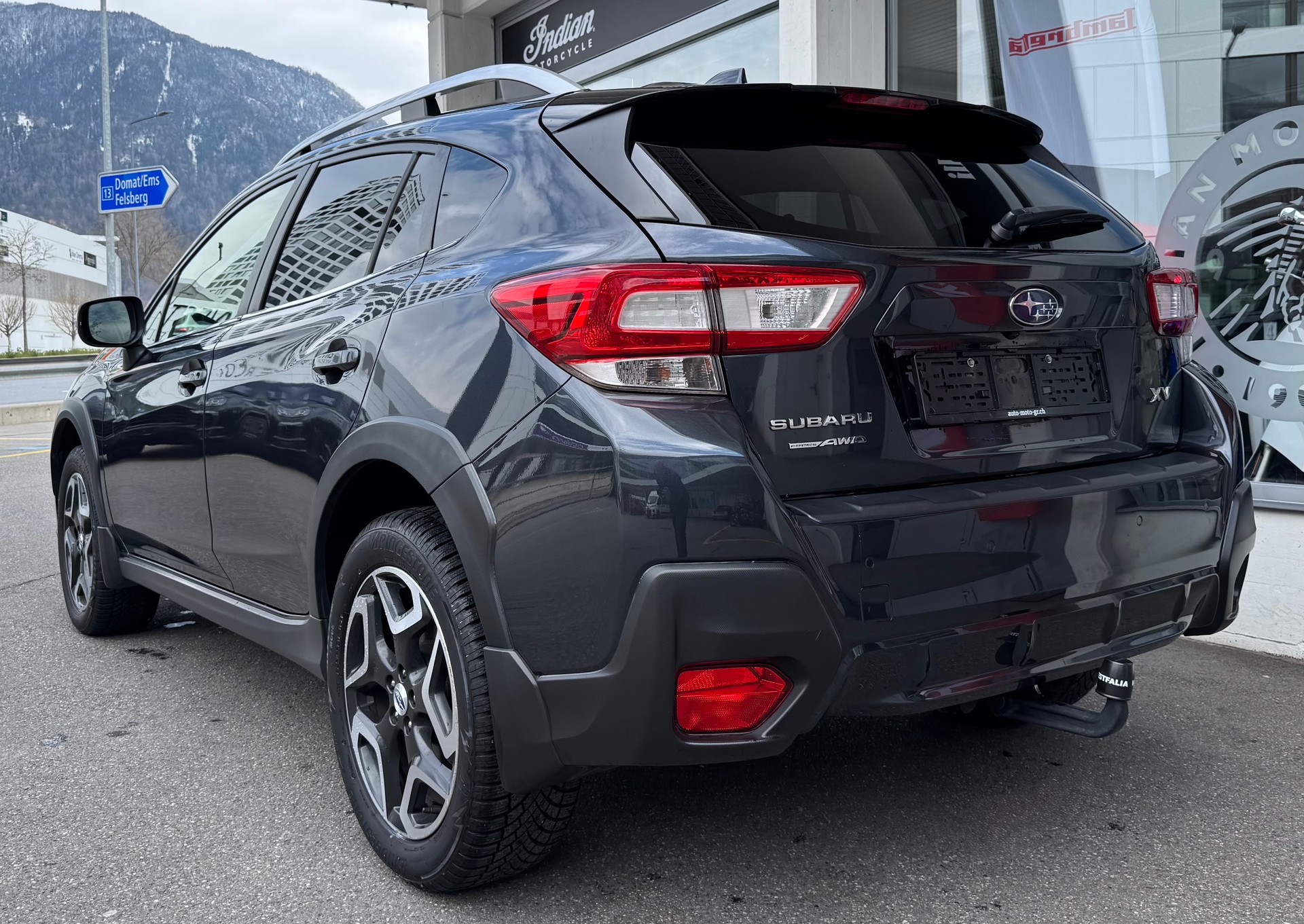 SUBARU XV 2.0 Luxury AWD Lineartronic-showroom-element-3