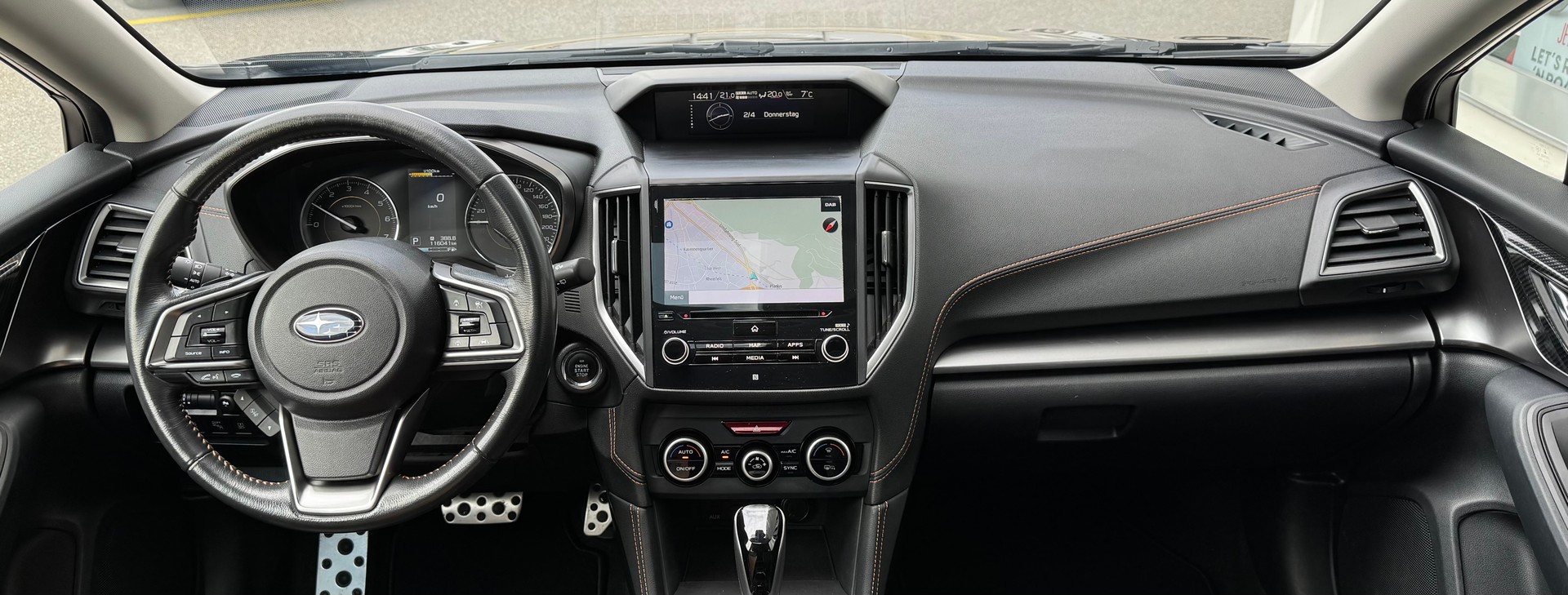 SUBARU XV 2.0 Luxury AWD Lineartronic-image-11