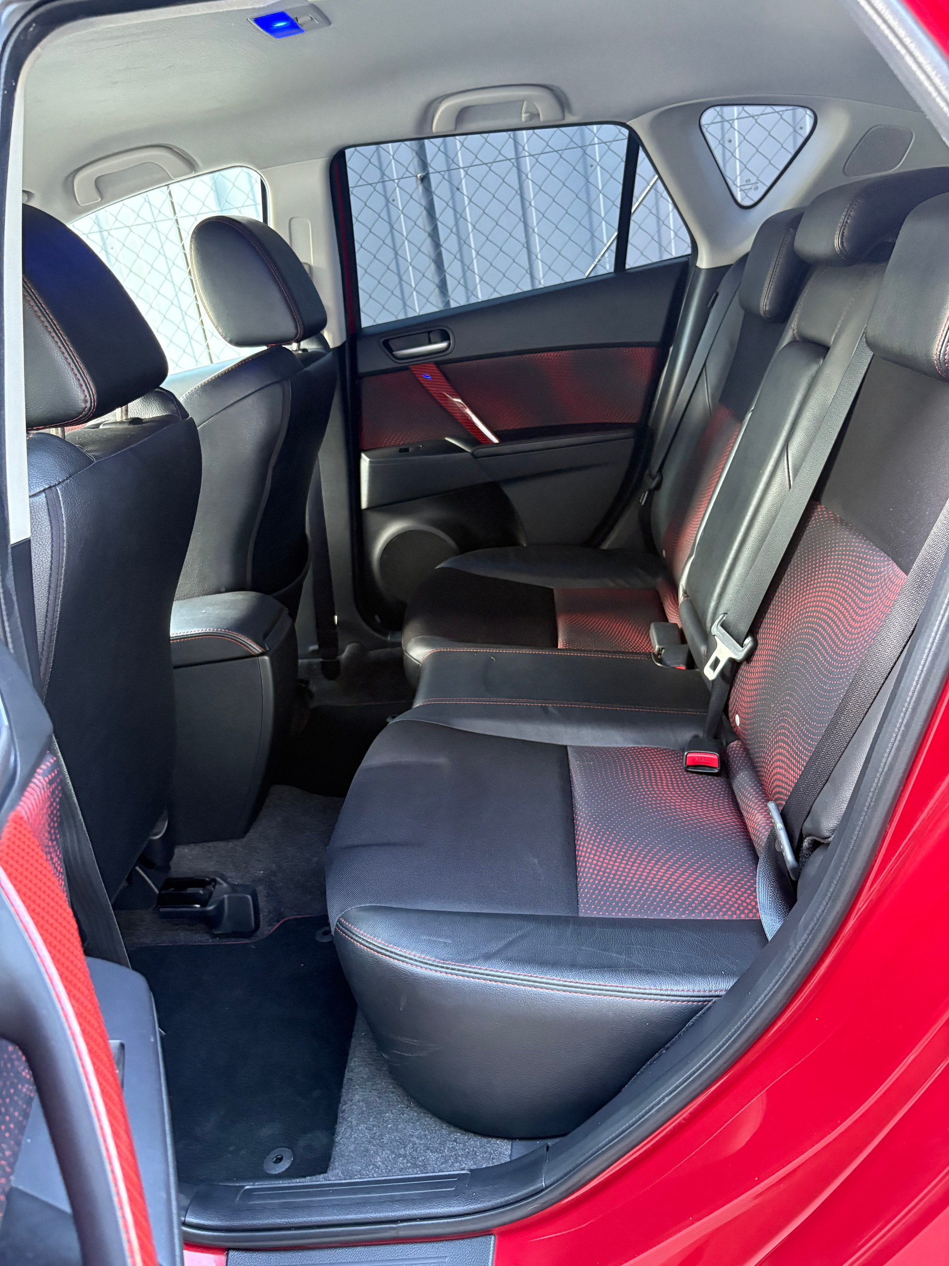 MAZDA 3 2.3 16V DISI Turbo MPS-image-12