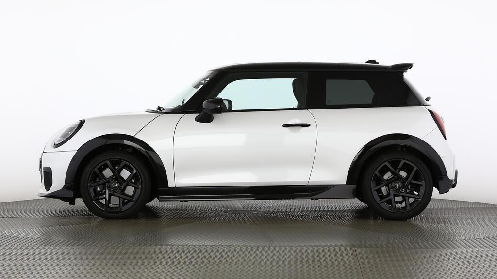 MINI Cooper S-showroom-element-2