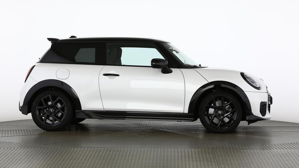 MINI Cooper S-showroom-element-1