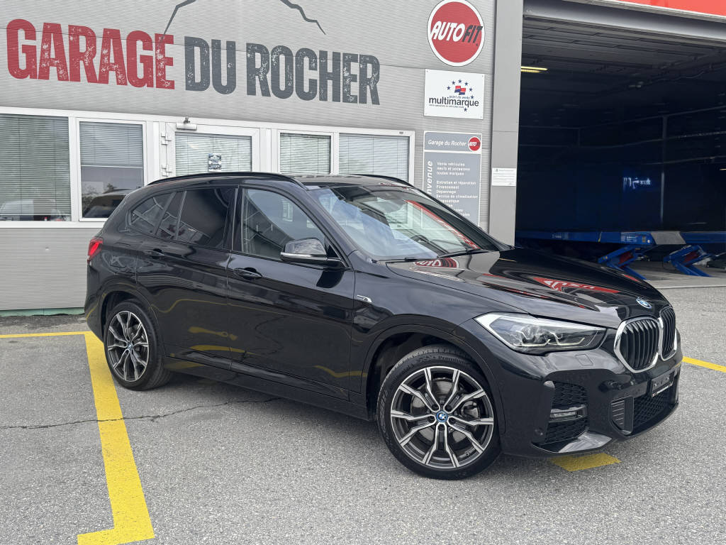 BMW X1 25e xDrive-showroom-element-2