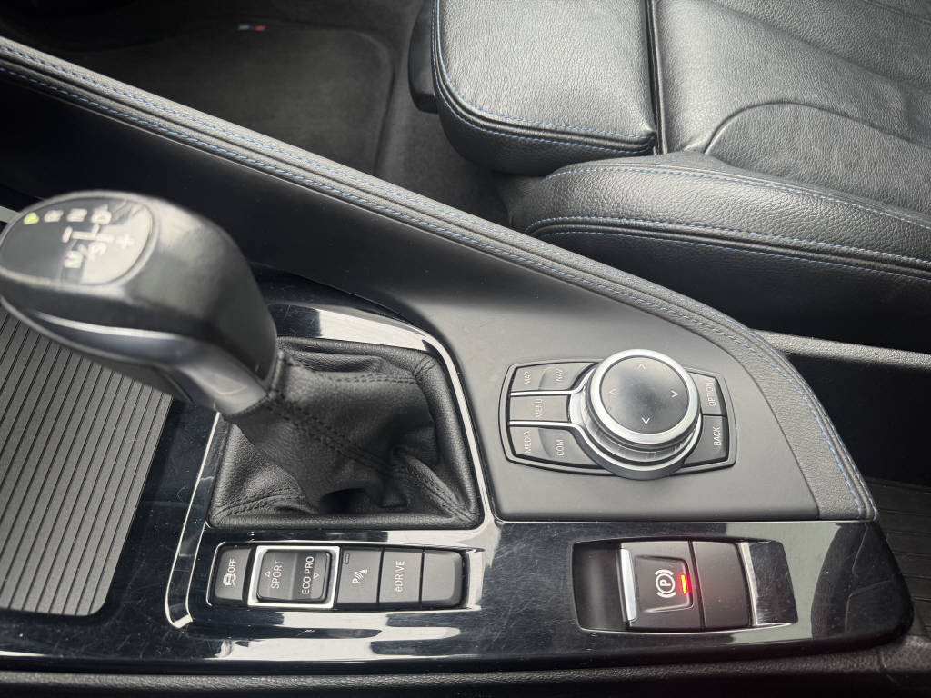 BMW X1 25e xDrive-image-22