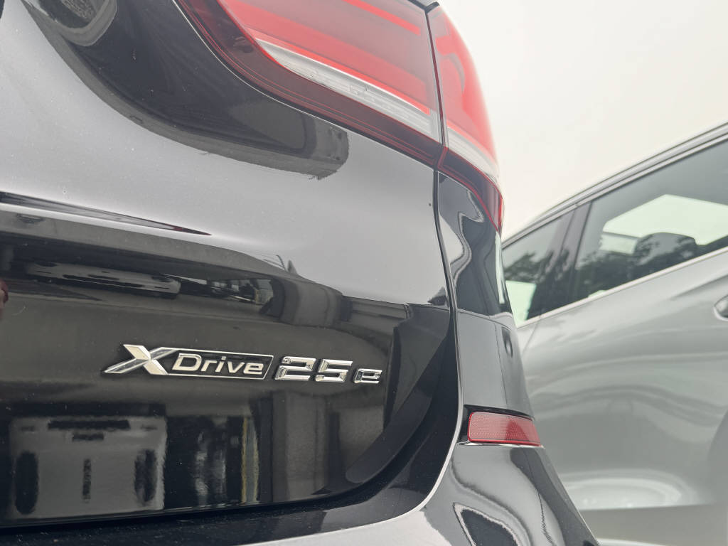 BMW X1 25e xDrive-image-10