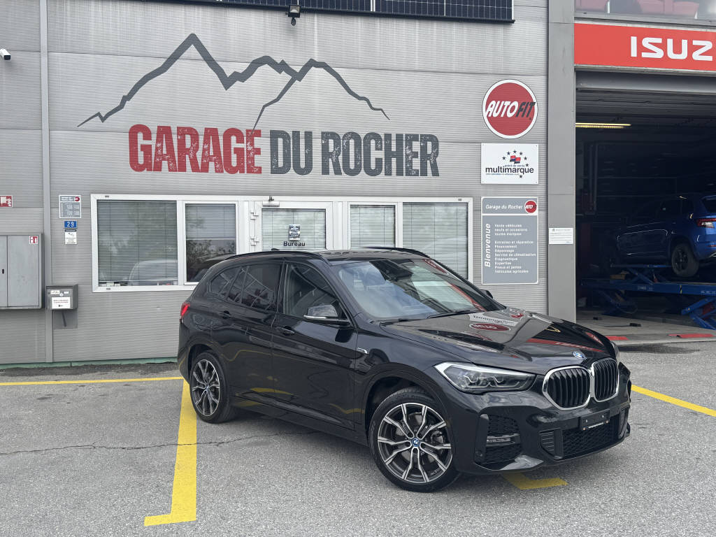BMW X1 25e xDrive-showroom-element-3