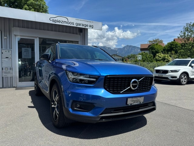 VOLVO XC40 2.0 D4 R-Design AWD