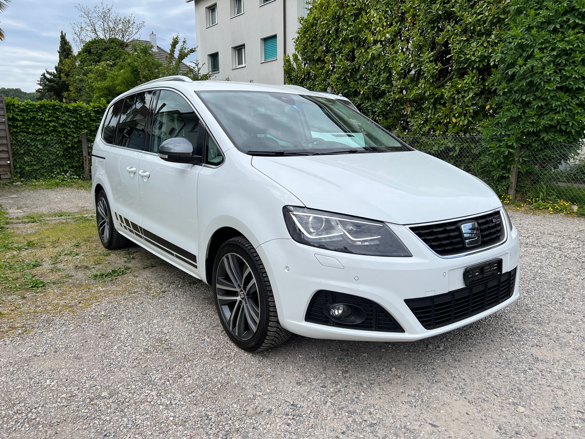 SEAT Alhambra 2.0 TDI DSG SWISS FR