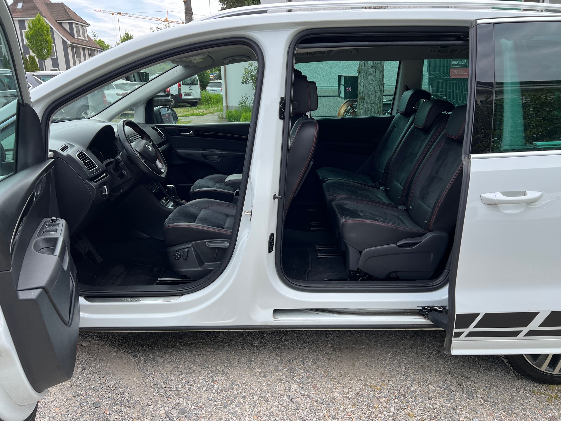 SEAT Alhambra 2.0 TDI DSG SWISS FR-image-8