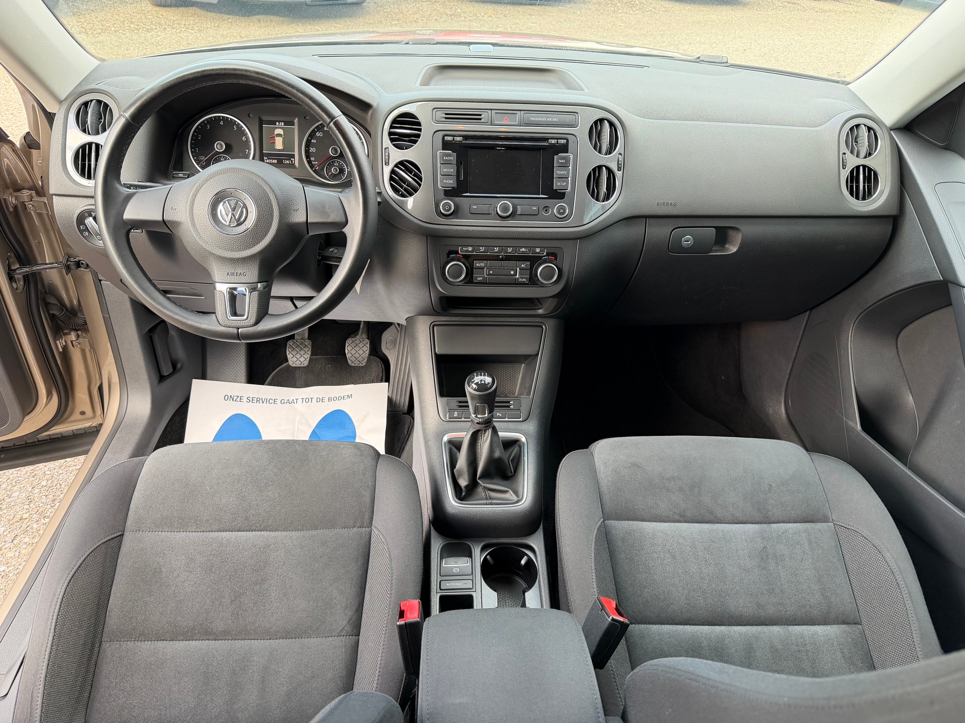 VW Tiguan 1.4 TSI Sport&Style 4Motion-image-7